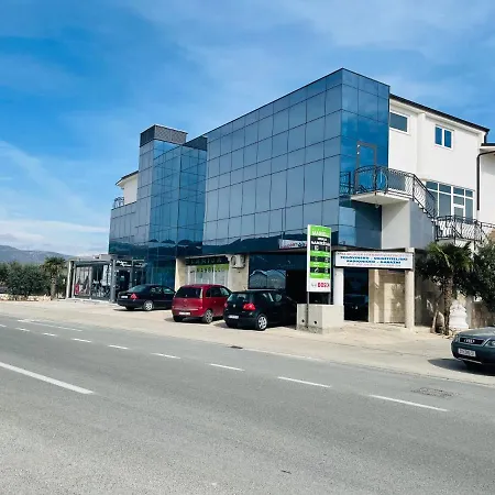 Kwatera prywatna Studio Trogir Helena *