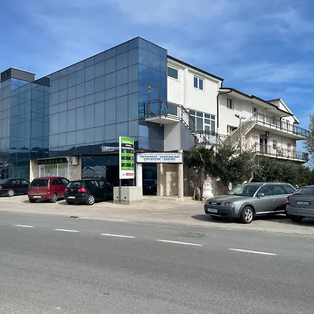 Studio Trogir Helena Plano