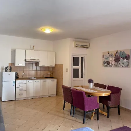 Studio Trogir Helena Проживание в семье